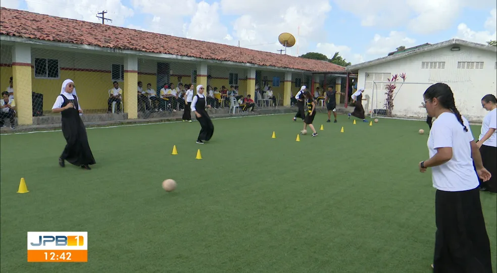Paraíba: freiras jogam futebol como prática de lazer e bem estar