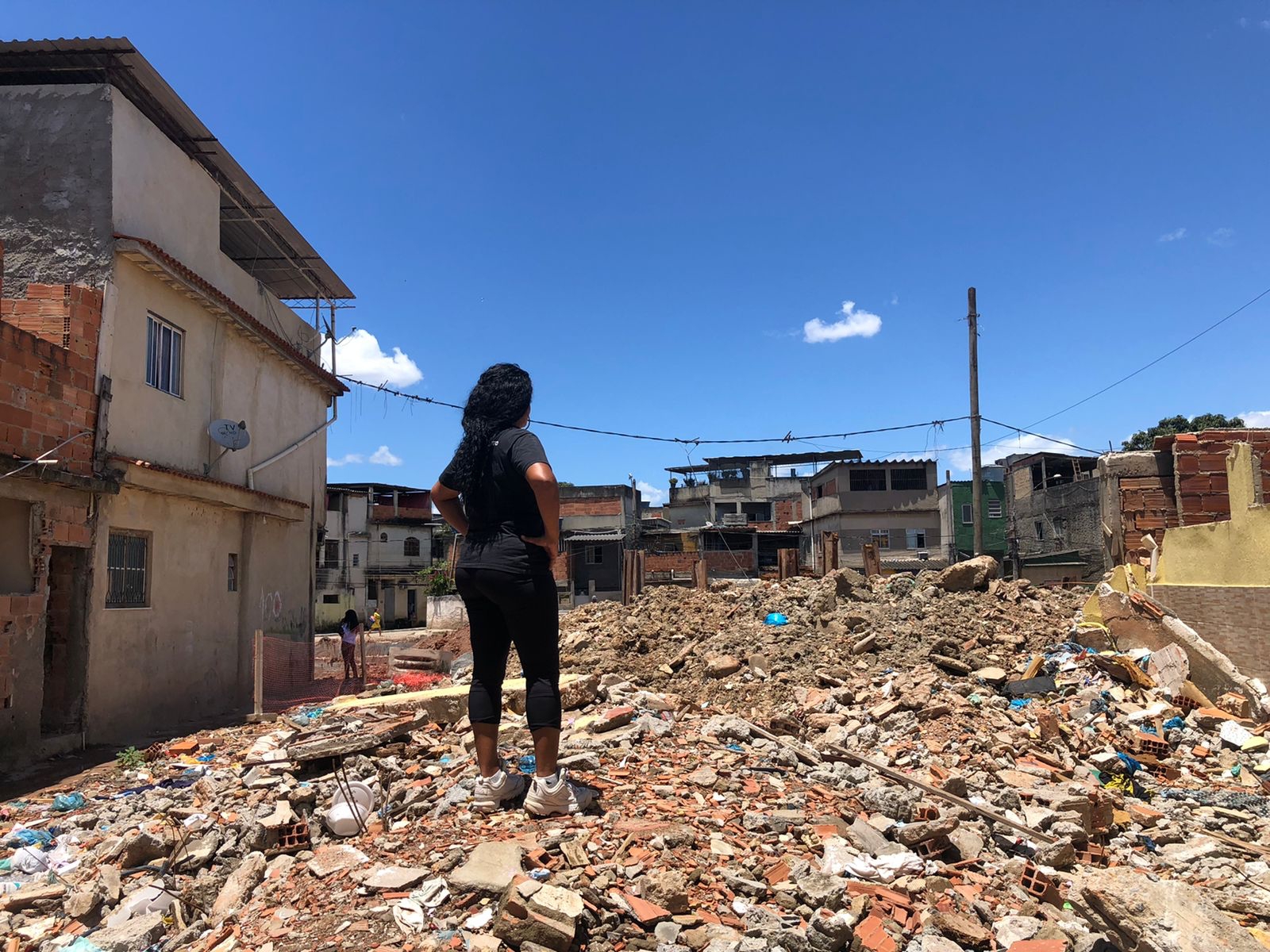 Desfavelização no centro de Duque de Caxias é desumana