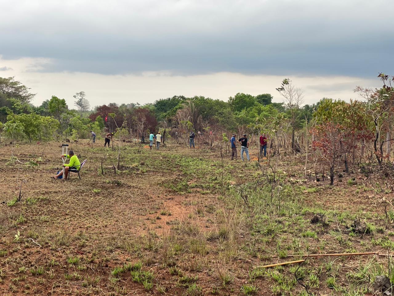 PM e fazendeiros ameaçam retirar acampamento MST de área pública