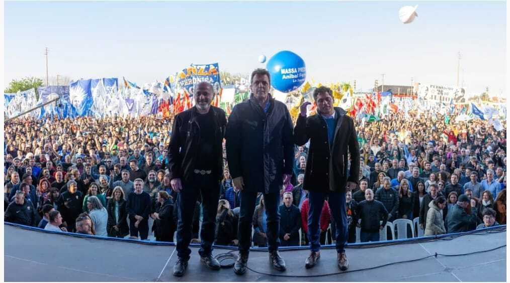 Esquerda dá a volta por cima e lidera eleição na Argentina