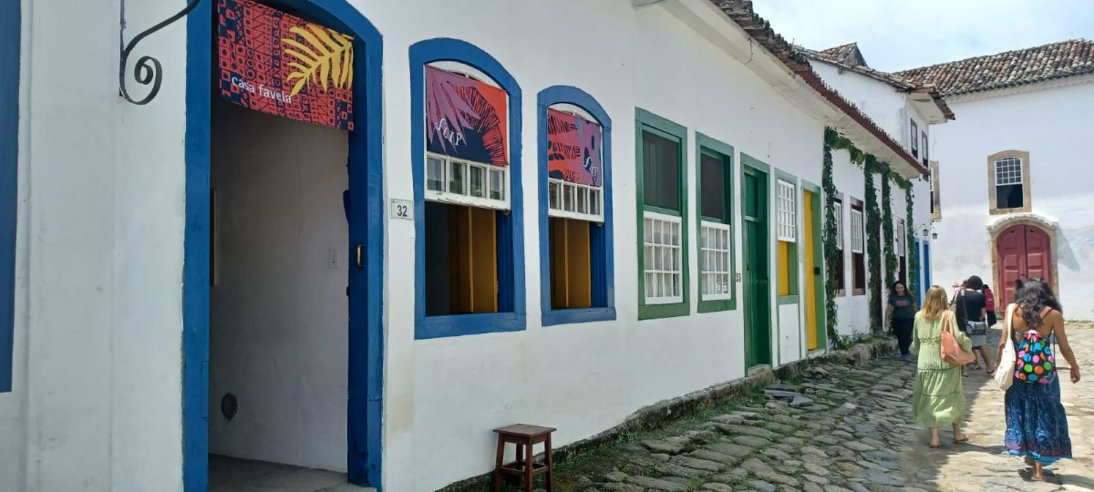 Flip começou em Paraty com Casa da Favela, focada na arte da periferia