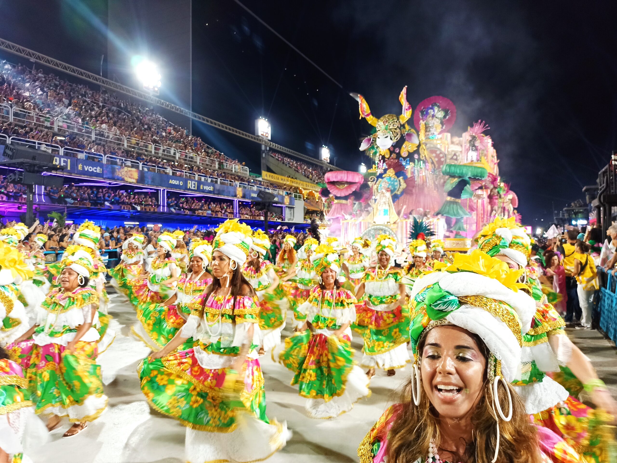 Mangueira e Viradouro são destaques no último dia de Grupo Especial