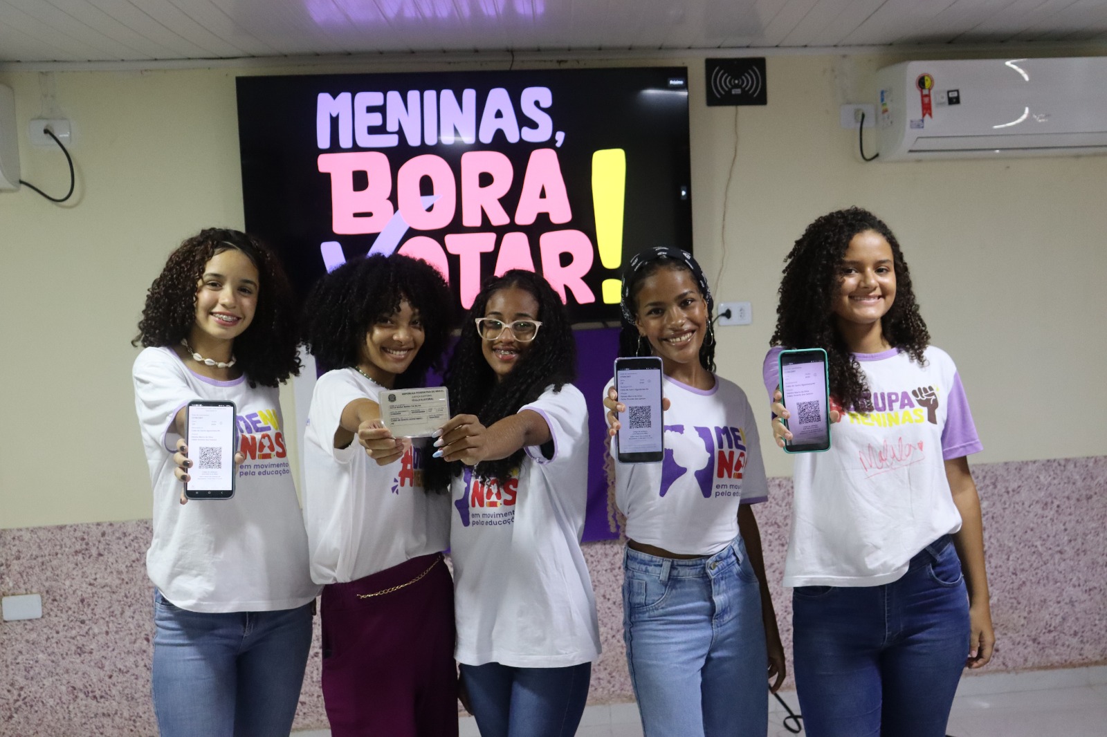 Campanha Meninas, Bora Votar! estimula o primeiro voto nas eleições municipais